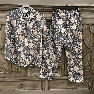 NWT Women’s CELSA QUALITY GARMENTS Navy/Pink Floral Silky Feel Pajama Set (M)